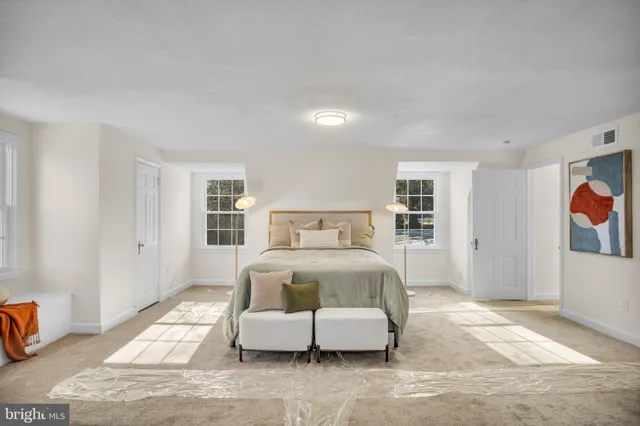 $459,900 | 1059 Hillside Drive, York, PA 17403