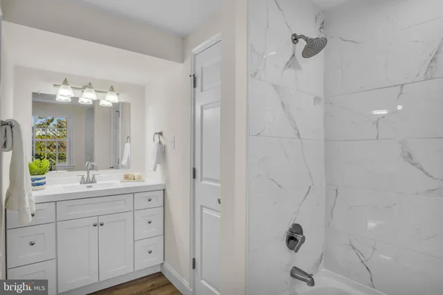 $459,900 | 1059 Hillside Drive, York, PA 17403