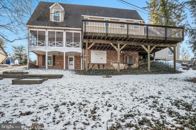 $459,900 | 1059 Hillside Drive, York, PA 17403