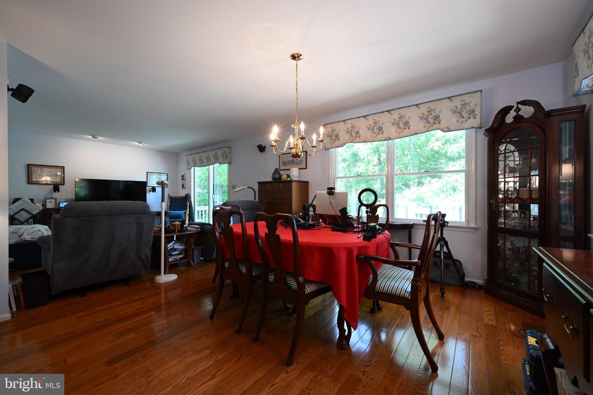 111 Jason Court Delran, NJ 08075 - Photo 9 of 15