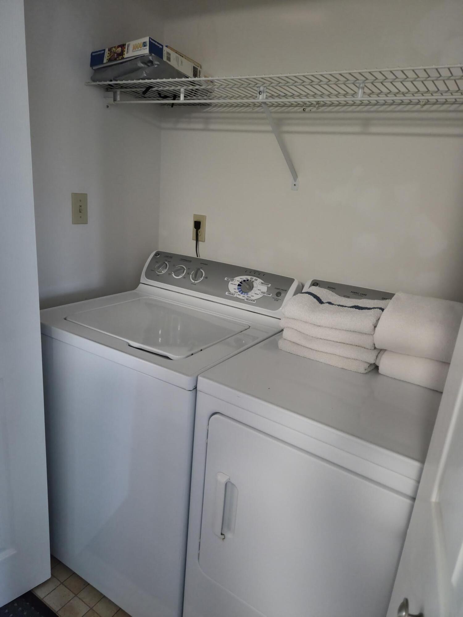 1373 Post Road, Unit 4E Wells, ME 04090 - Photo 29 of 29 4E WASHER DRYER