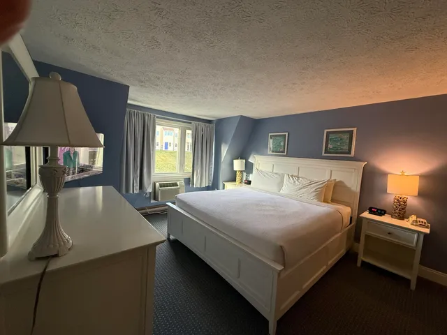 $398,000 | 1373 Post Road, Unit 4E, Wells, ME 04090