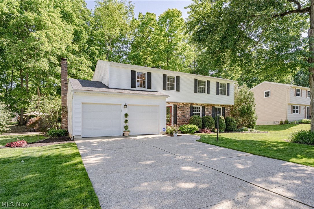 4680 Treetop Drive Akron, OH 44321 - Photo 2 of 36