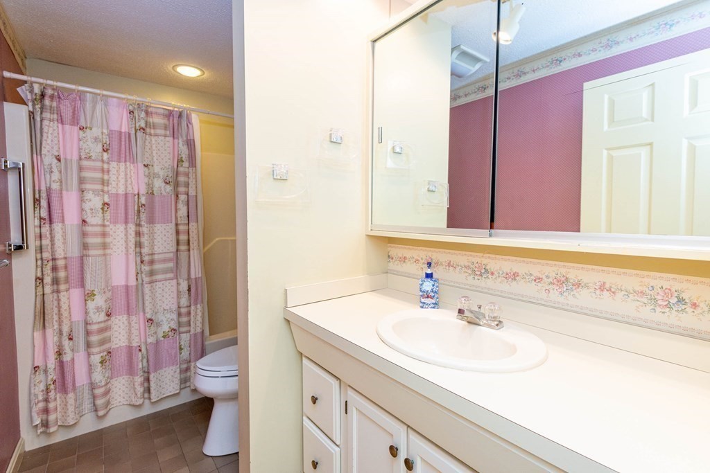 124 Village Post Road, Unit 124 Danvers, MA 01923 - Photo 21 of 42 Gallery Image 21