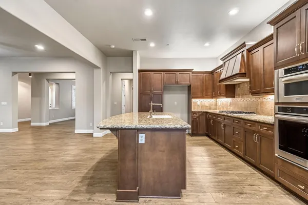 $779,950 | 4199 North Quail Crossing, Clovis, CA 93619