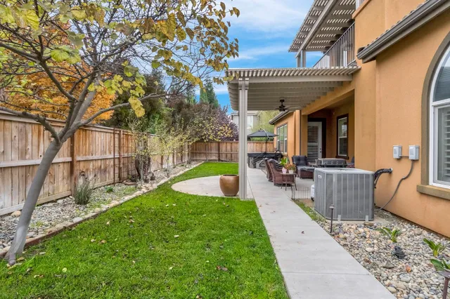 $799,950 | 4199 North Quail Crossing, Clovis, CA 93619