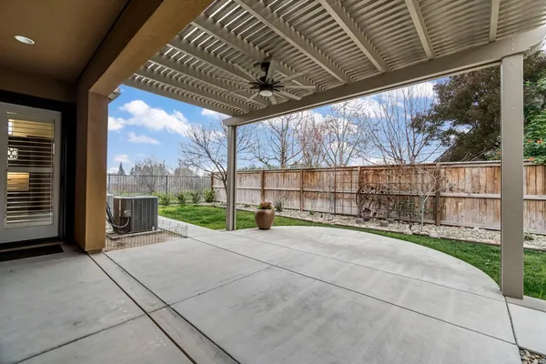 $779,950 | 4199 North Quail Crossing, Clovis, CA 93619