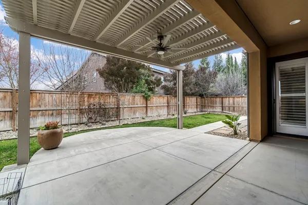 $779,950 | 4199 North Quail Crossing, Clovis, CA 93619