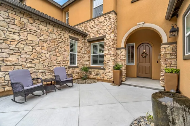 $799,950 | 4199 North Quail Crossing, Clovis, CA 93619