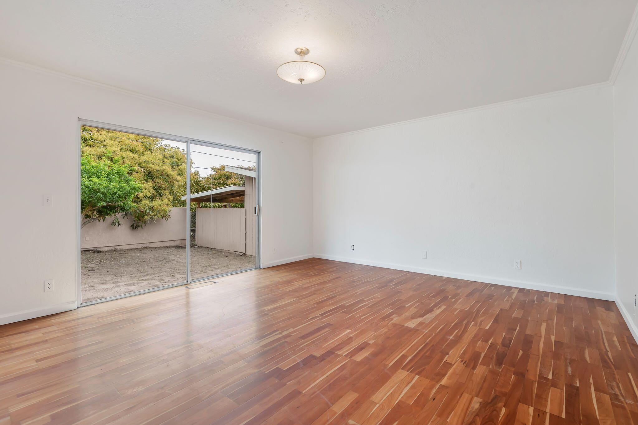 5002 Foothill Road Carpinteria, CA 93013 - Photo 17 of 32 Large bedrooms