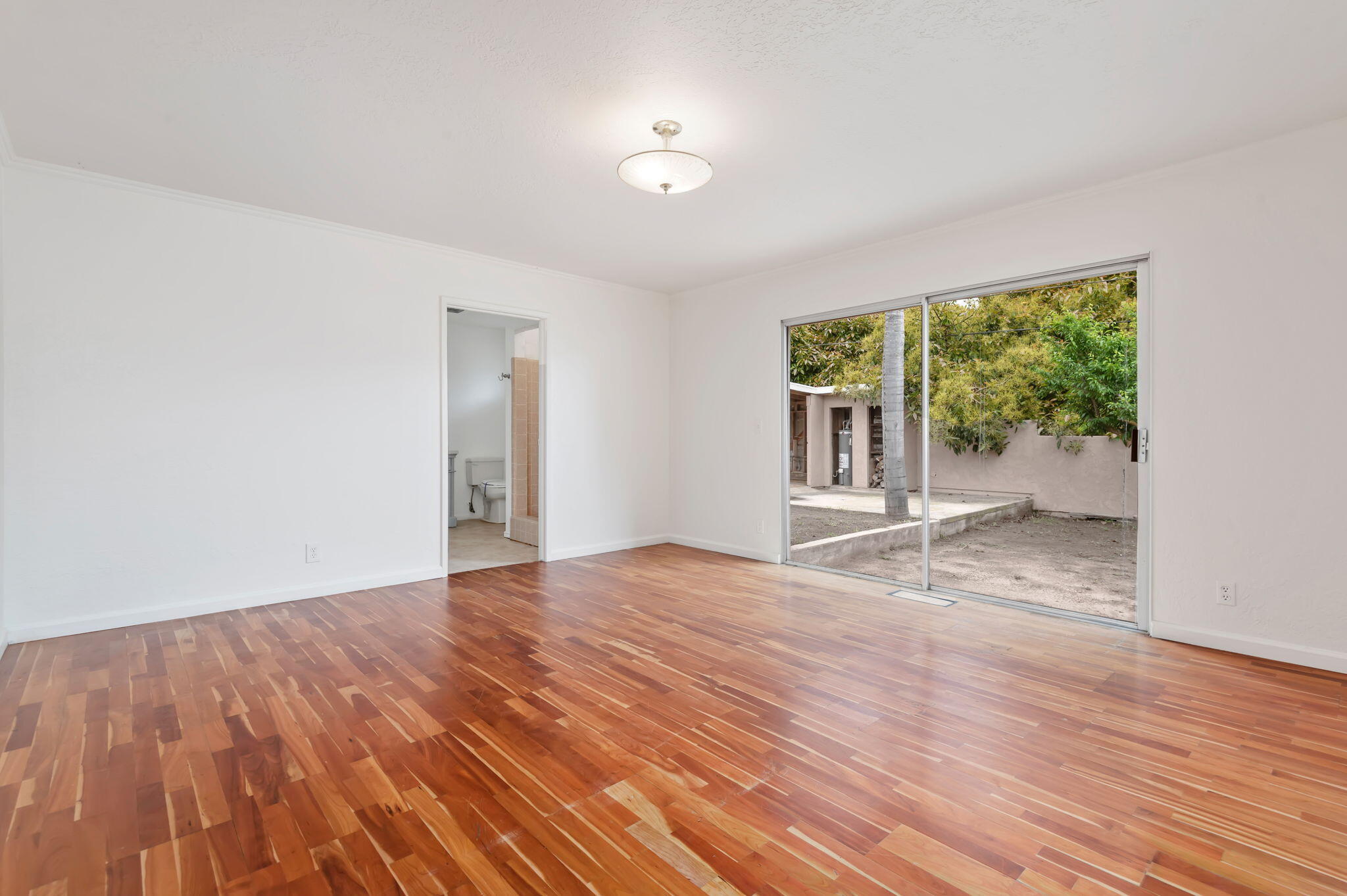5002 Foothill Road Carpinteria, CA 93013 - Photo 18 of 32 Primary Bedroom