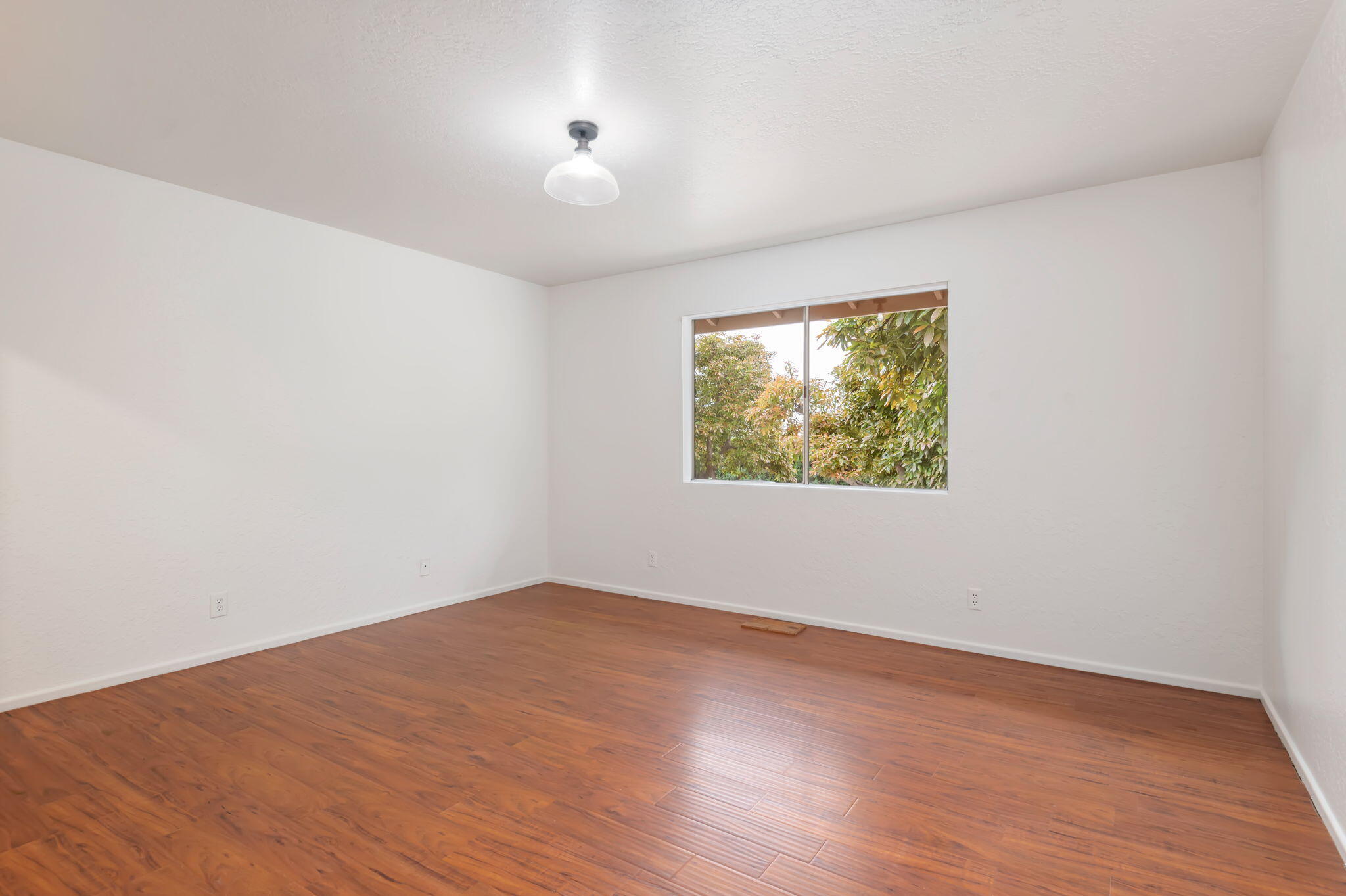 5002 Foothill Road Carpinteria, CA 93013 - Photo 21 of 32 Bedroom 2