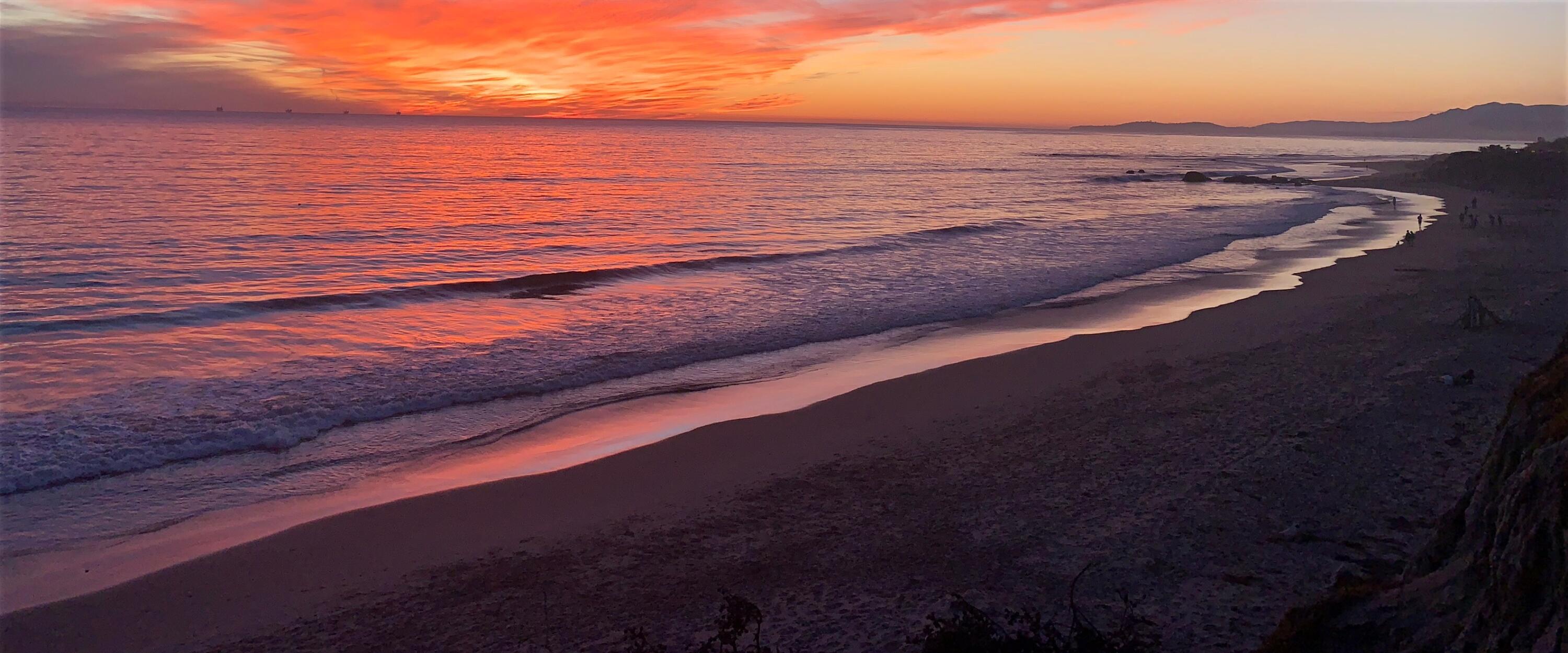 5002 Foothill Road Carpinteria, CA 93013 - Photo 28 of 32 World's Safest Beach
