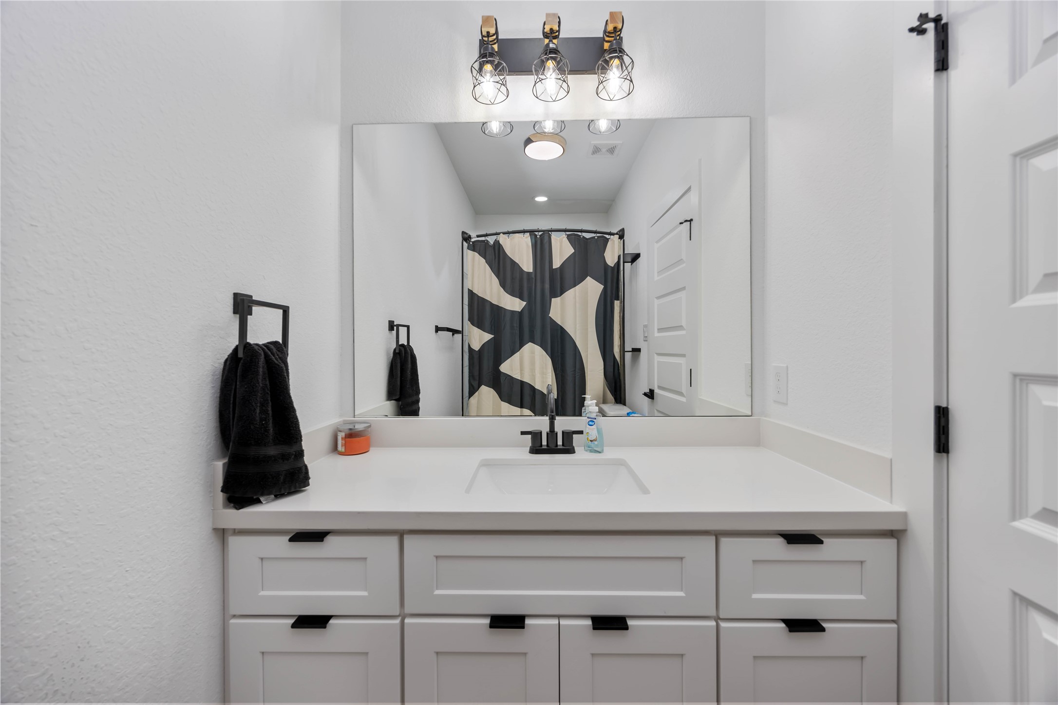 205 Bolden Street, Unit A Houston, TX 77029 - Photo 17 of 21