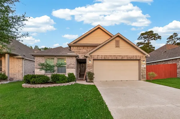 $2,300 | 15918 Tug Court, Crosby, TX 77532