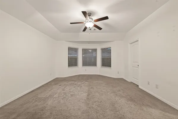 $2,300 | 15918 Tug Court, Crosby, TX 77532