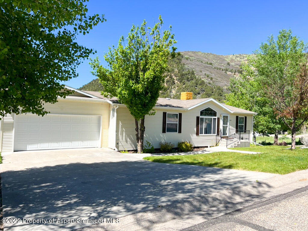 1302 Sage Ridge Road Meeker, CO 81641 - Photo 1 of 21 P-27