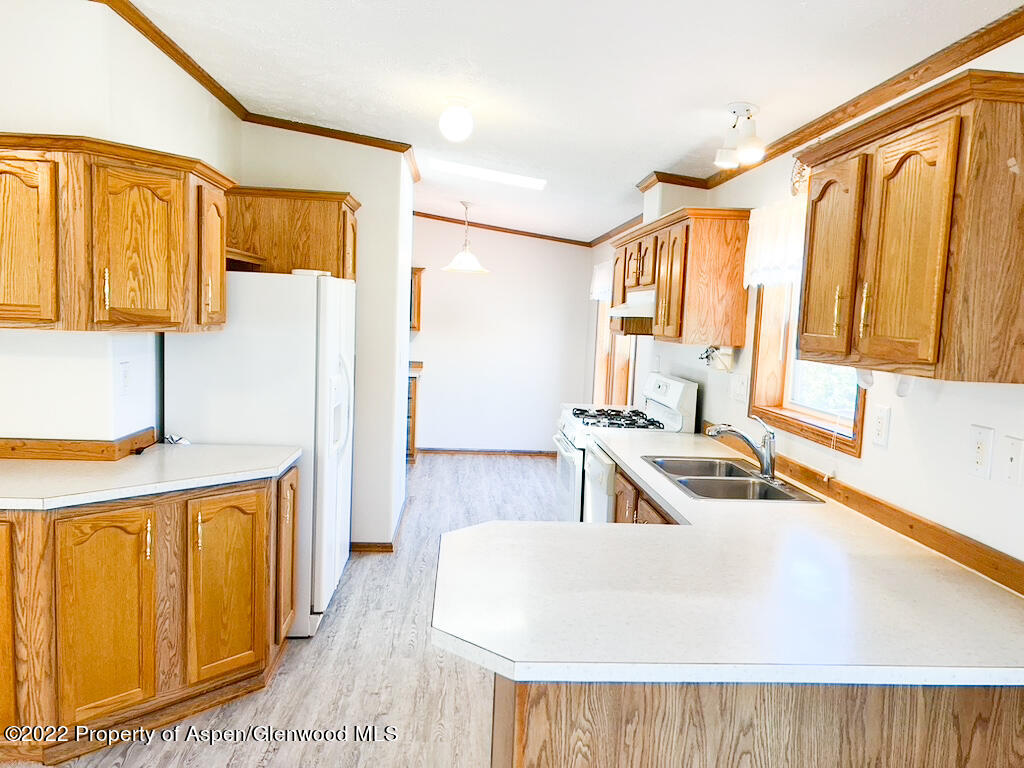 1302 Sage Ridge Road Meeker, CO 81641 - Photo 5 of 21 P-17