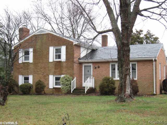 2109 Valentine Road Henrico, VA 23228 - Photo 1 of 7 Exterior Front - Front view of increditable tri le