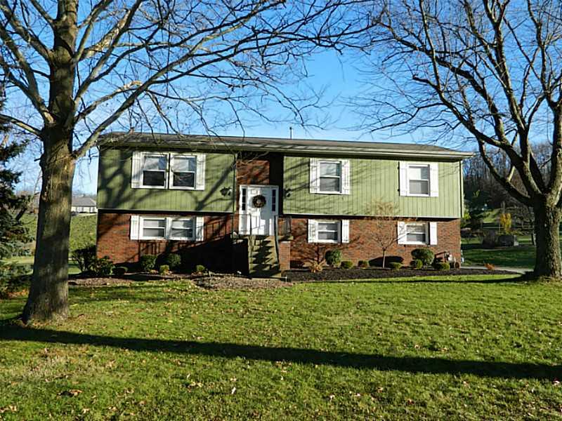 552 Country Club Road Washington, PA 15301 - Photo 1 of 25 Exterior Front. Welcome to 552 Country Club Road in South Strabane Township.