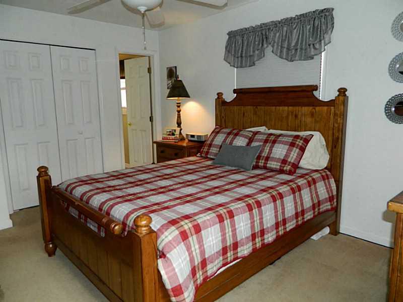 552 Country Club Road Washington, PA 15301 - Photo 15 of 25 Master Bedroom. There is a spacious closet and a full bath is located within the master bedroom.