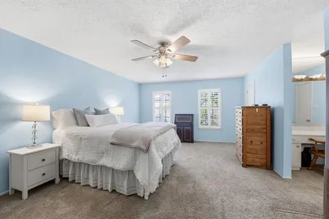 $275,000 | 409 North Post Oak Lane, Unit 409, Houston, TX 77024