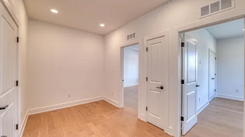 $969,000 | 15 Creek Lane, Linwood, NJ 08221