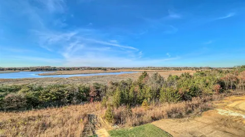 $969,000 | 15 Creek Lane, Linwood, NJ 08221