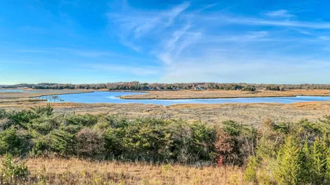 $969,000 | 15 Creek Lane, Linwood, NJ 08221