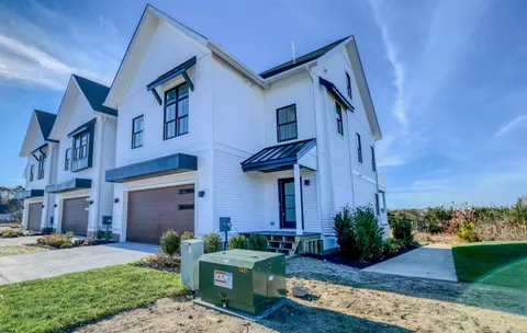 $969,000 | 15 Creek Lane, Linwood, NJ 08221