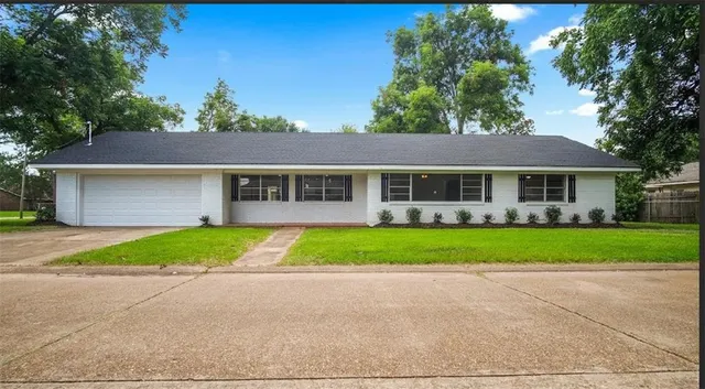 $259,000 | 4003 Leon Drive, Alexandria, LA 71303