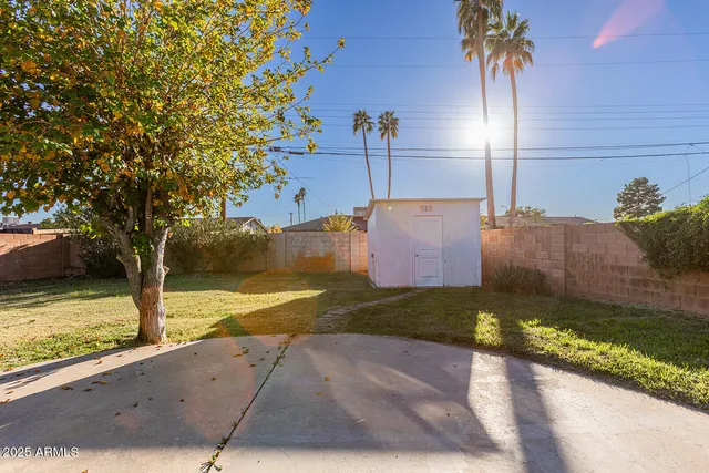 $375,000 | 2033 West Palo Verde Drive, Phoenix, AZ 85015