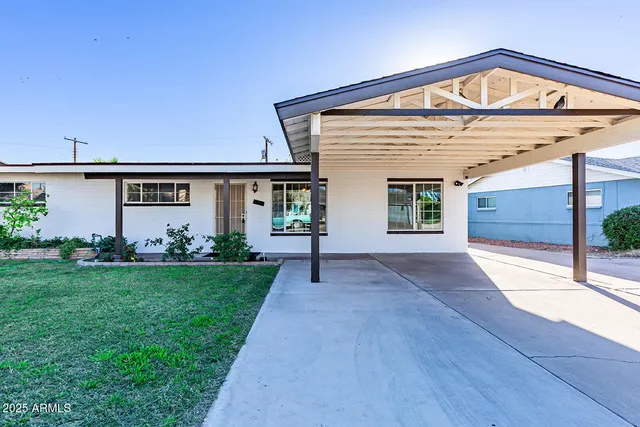 $375,000 | 2033 West Palo Verde Drive, Phoenix, AZ 85015