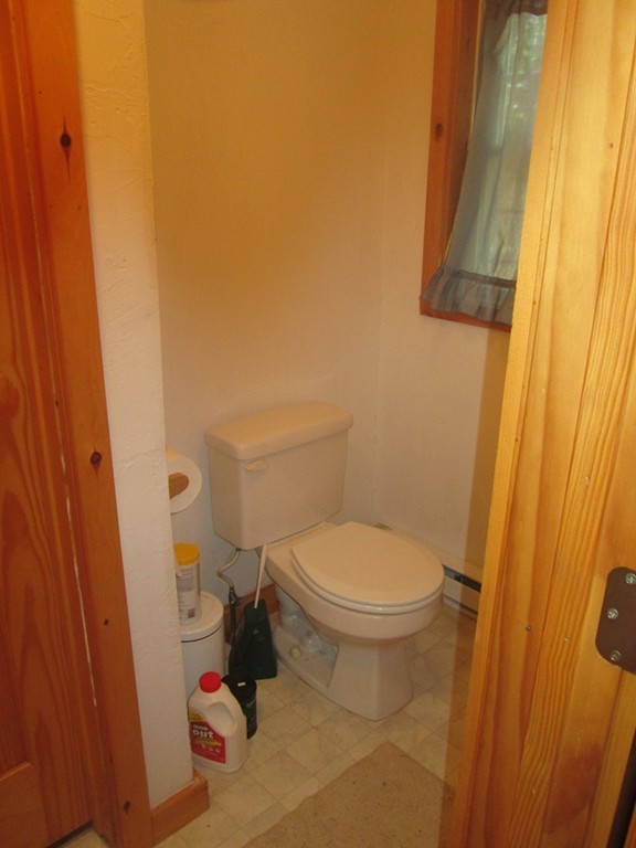 174 Klondike Road Dudley, MA 01571 - Photo 19 of 22 Gallery Image 19