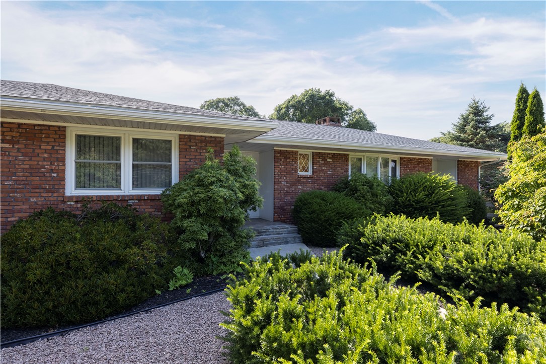 19 Happy Valley Road Westerly, RI 02891 - Photo 6 of 45