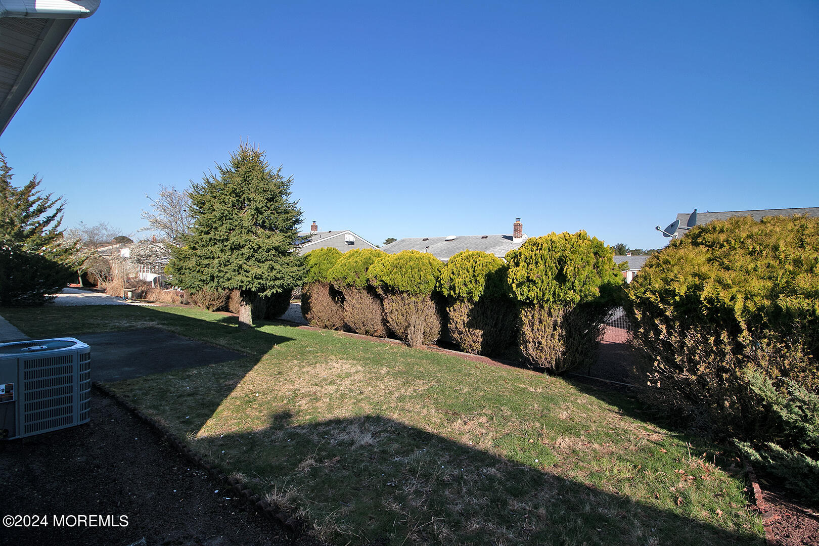 9 Mapleton Road Toms River, NJ 08757 - Photo 56 of 58 009