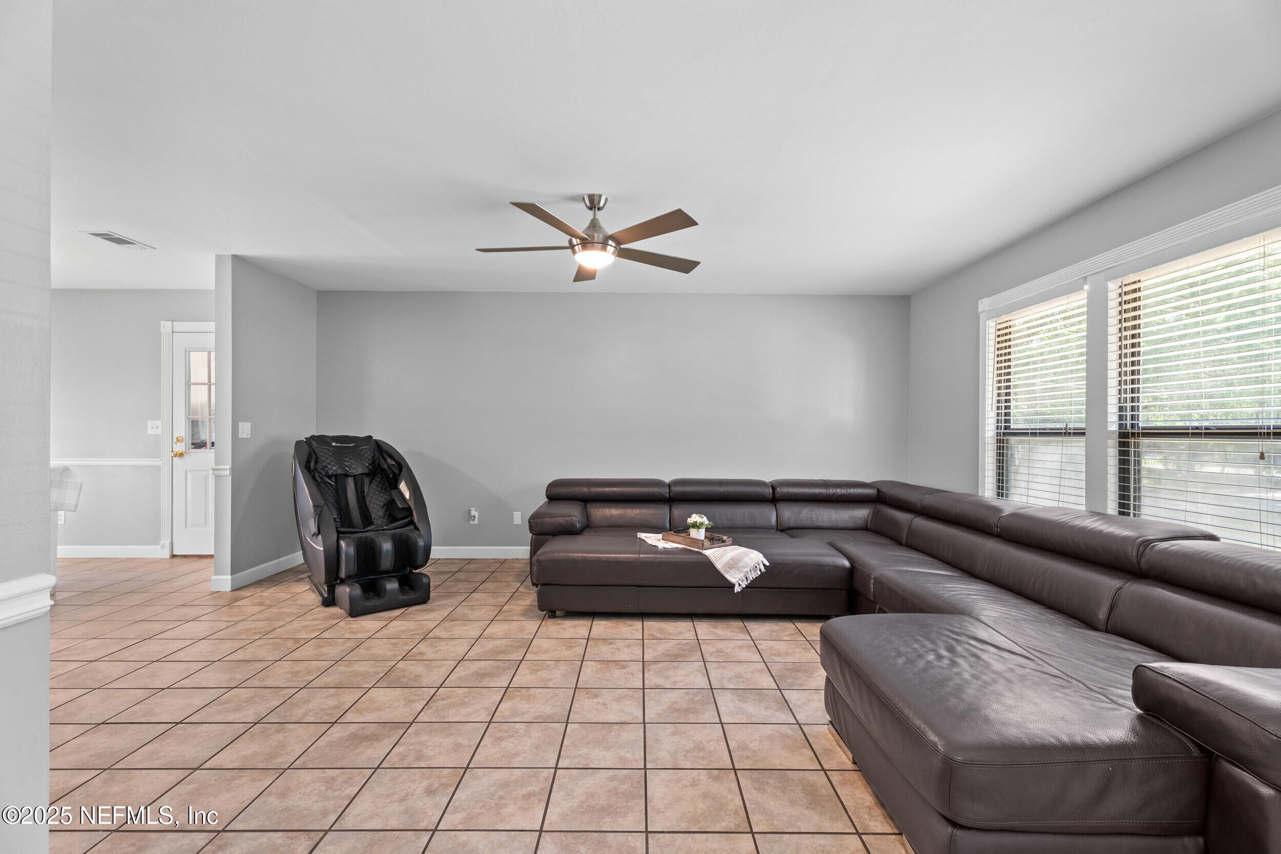 9747 Bradley Road Jacksonville, FL 32246 - Photo 13 of 34 13__a745485