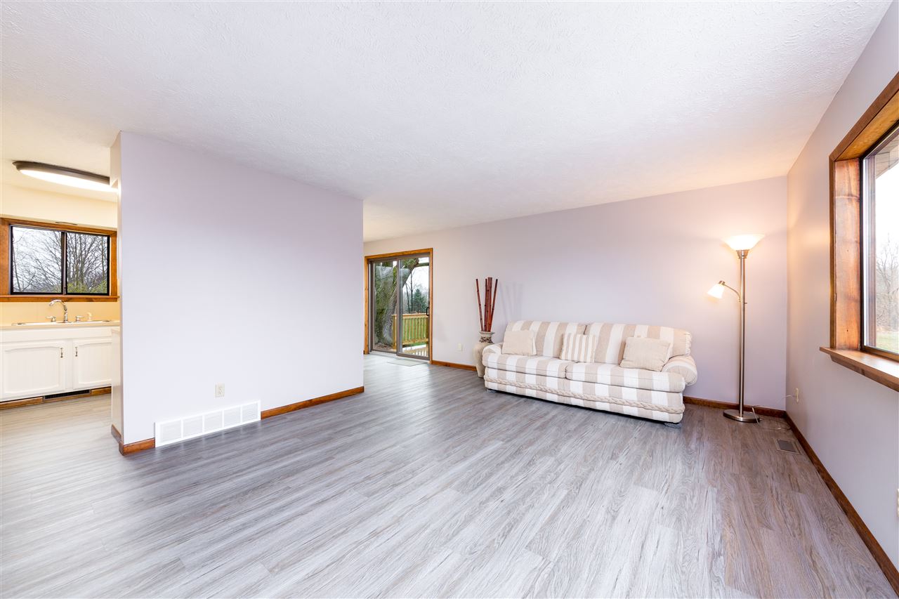2294 East Potter Road Traverse City, MI 49696 - Photo 5 of 33 1886374-4.JPG