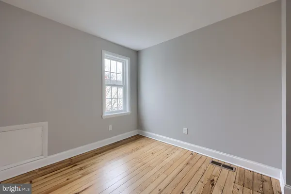 $325,000 | 13 East New Street, Lancaster, PA 17602