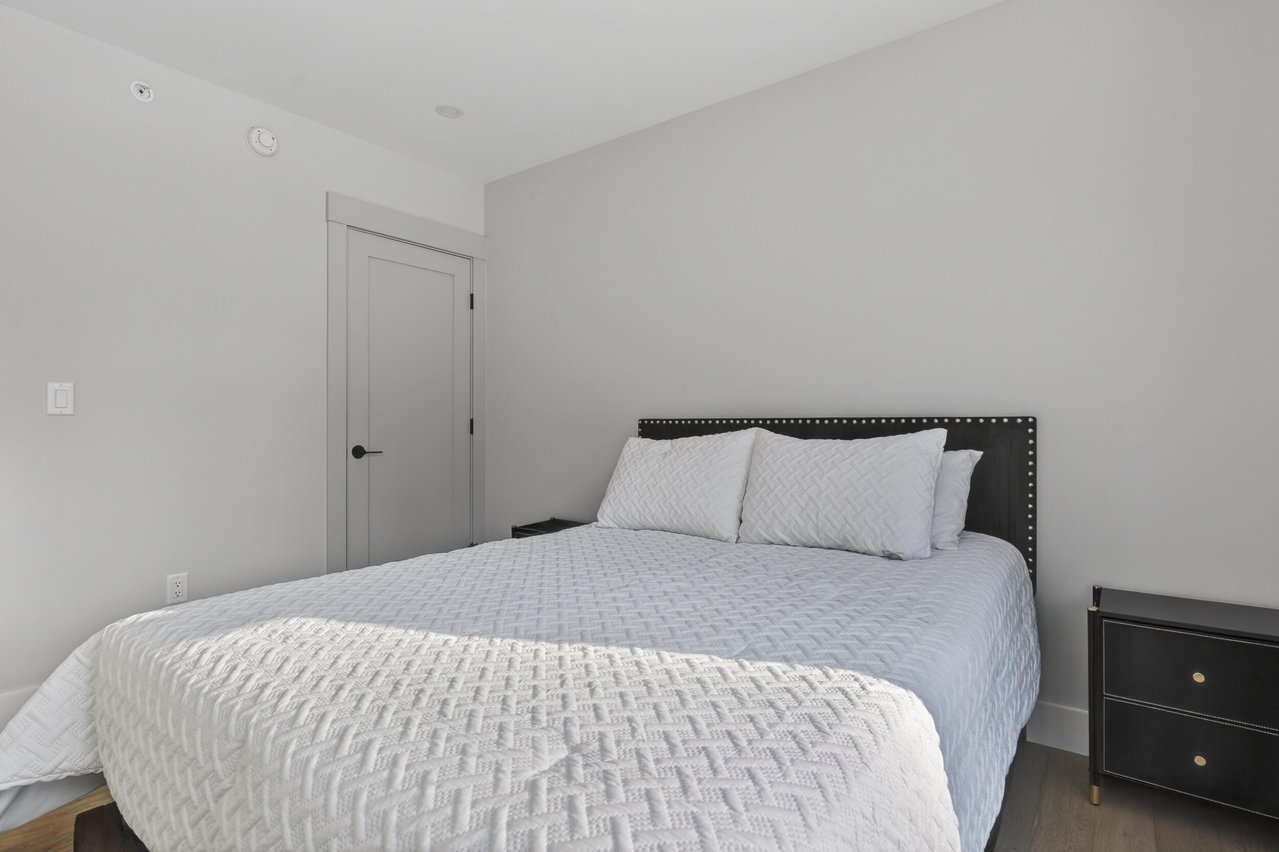 12 Lodgepole Lane, Unit 12 Newry, ME 04261 - Photo 38 of 46 33_thepinescondosunit12-23