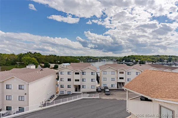 $160,000 | 2222 Bittersweet Road, Unit 2C, Lake Ozark, MO 65049