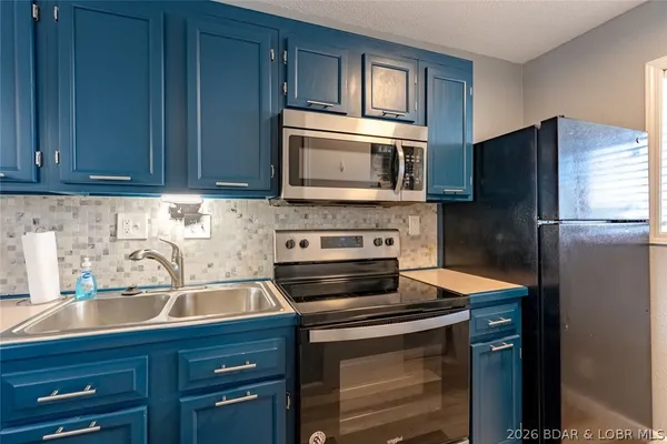 $160,000 | 2222 Bittersweet Road, Unit 2C, Lake Ozark, MO 65049