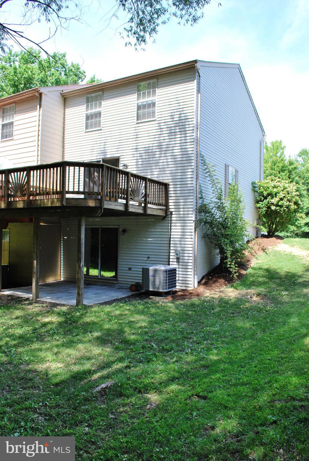 9439 Kings Grant Road Laurel, MD 20723 - Photo 14 of 17 Exterior (Rear)