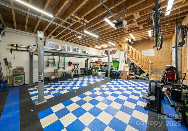 $469,900 | 143 East Stewart Avenue, Mooresville, NC 28115