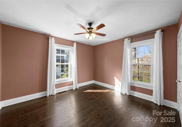 $479,000 | 143 East Stewart Avenue, Mooresville, NC 28115