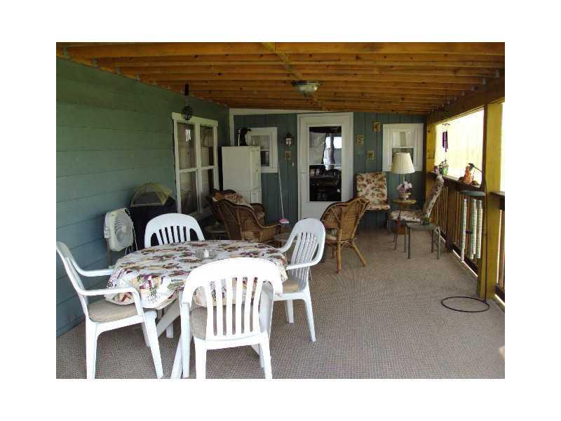 337 Chambers Street Apollo, PA 15613 - Photo 15 of 24 Patio/Deck.