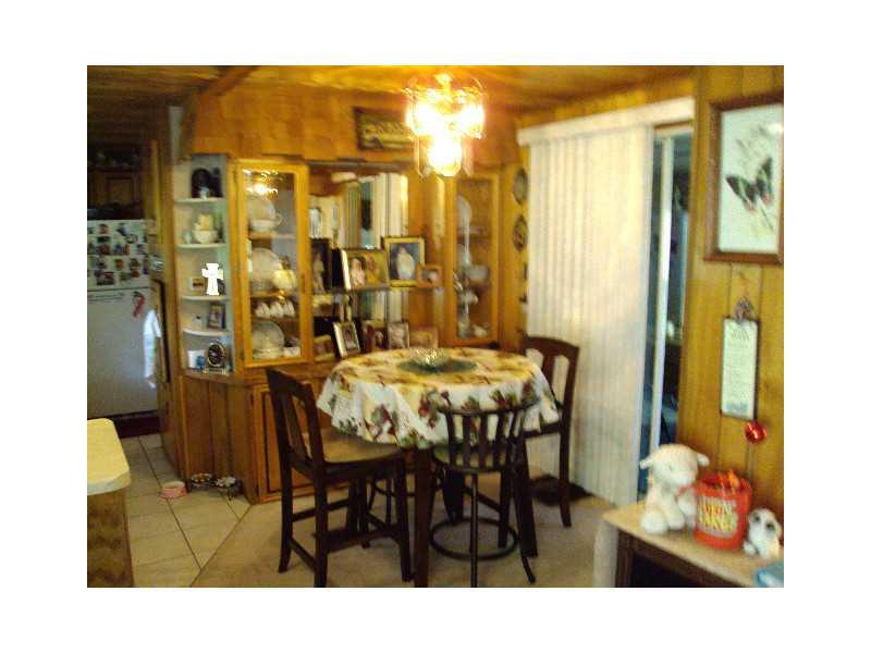 337 Chambers Street Apollo, PA 15613 - Photo 4 of 24 Dining Room.