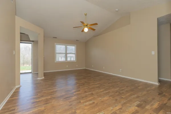 $1,700 | 3224 Park Ridge Drive, Evansville, IN 47715