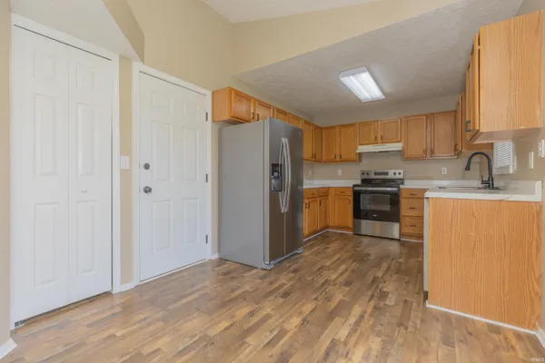 $1,700 | 3224 Park Ridge Drive, Evansville, IN 47715