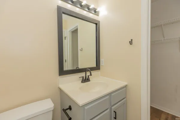 $1,700 | 3224 Park Ridge Drive, Evansville, IN 47715